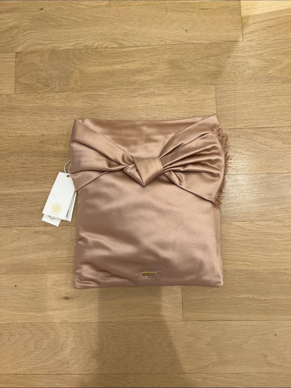 Tory Burch Eleanor Satin Bow Clutch in Shell Pink
